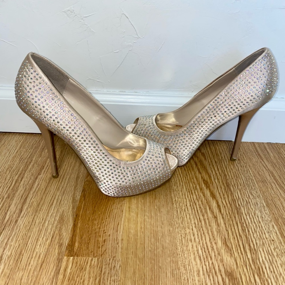 WORN ONCE JENNIFER LOPEZ HEELS